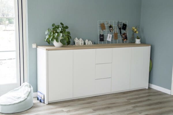 Kast Costumista
