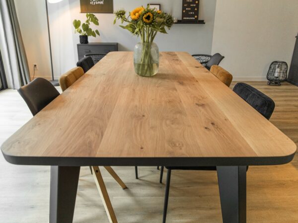 Alternative view of Eettafel Speciale