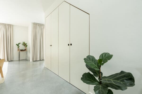 Kast Bianco
